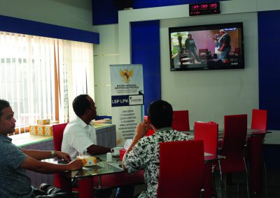 Tentang Inixindo 4