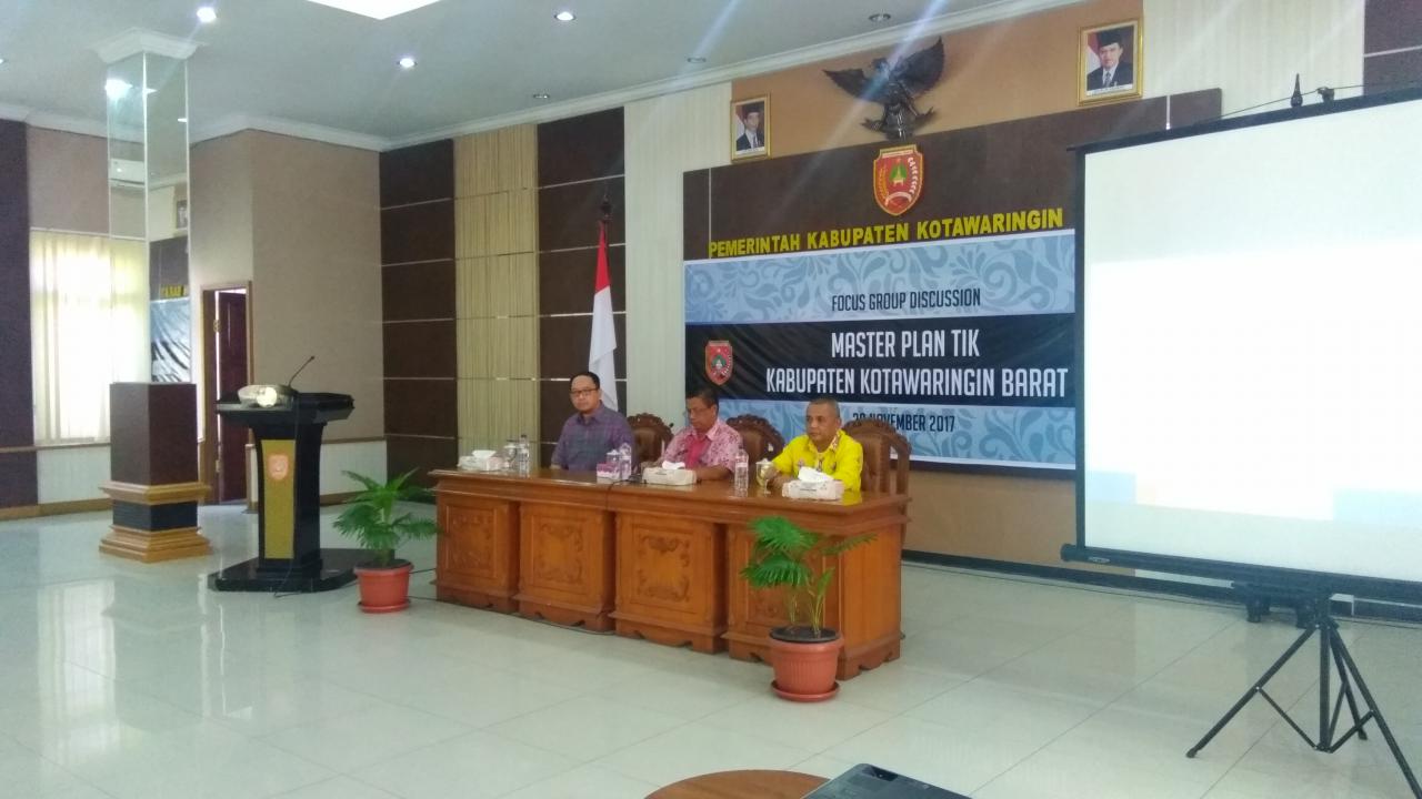 IMG_20171130_095220 Focus Group Discussion: Master Plan TIK Kabupaten Kotawaringin Barat 1